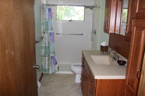 1006 S Hill Dr, Dixon, IL 61021 photo 6