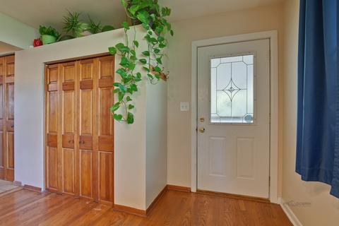 317 N Hill Rd, Mchenry, IL 60051 photo 12