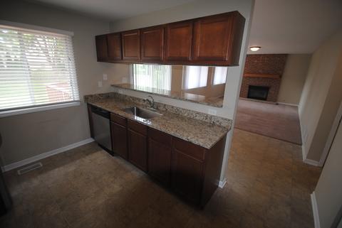 357 Katherine Dr, Hainesville, IL 60030 photo 10
