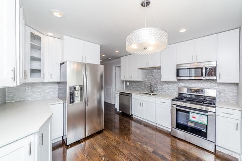 539 E 87th St, Chicago, IL 60619 photo 6