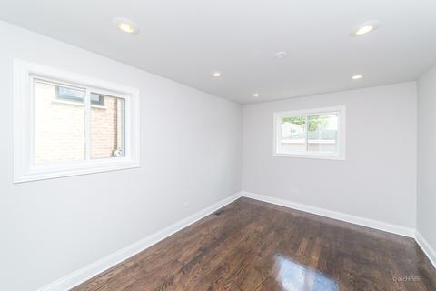 539 E 87th St, Chicago, IL 60619 photo 15
