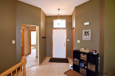 1100 Sharp Dr, Plano, IL 60545 photo 4
