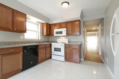 109 E 87th St, Chicago, IL 60619 photo 4