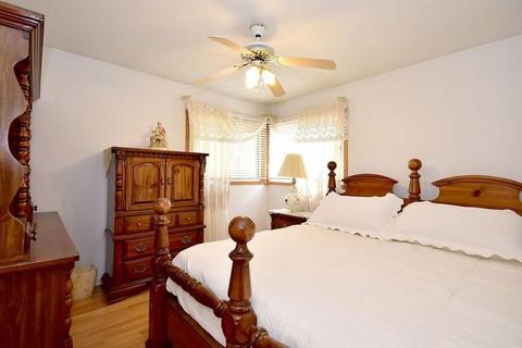 12 S Mill Rd, Addison, IL 60101 photo 16