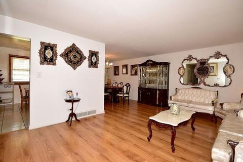 12 S Mill Rd, Addison, IL 60101 photo 5