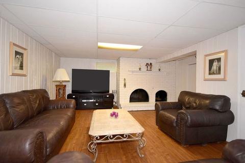 12 S Mill Rd, Addison, IL 60101 photo 8