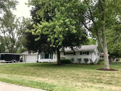 910 May Dr, Morris, IL 60450 photo 1
