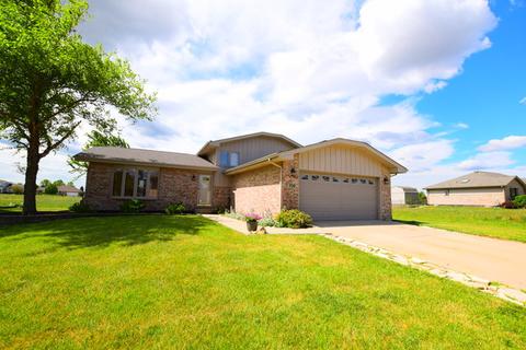706 Edgewater Dr, Minooka, IL 60447 photo 1