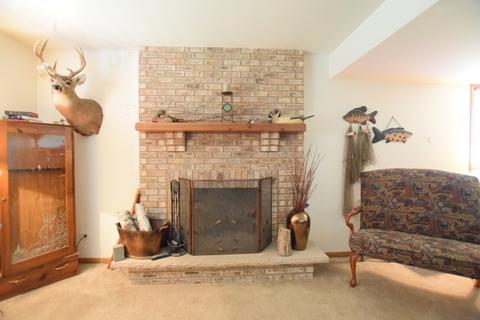 706 Edgewater Dr, Minooka, IL 60447 photo 8