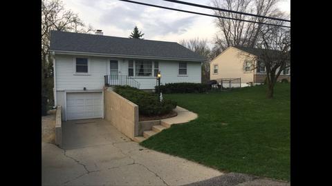 408 W Broadway St, Mchenry, IL 60050 photo 1