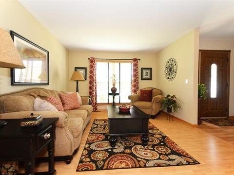 2106 Brookshire Estates Ct, Plainfield, IL 60586 photo 4