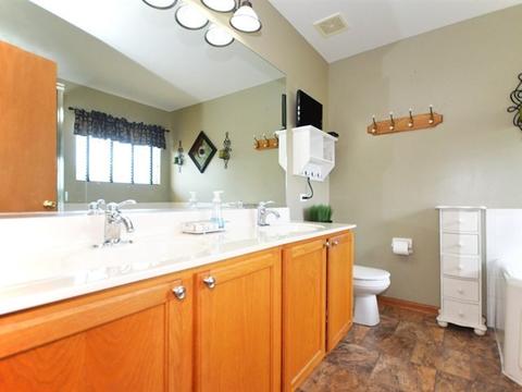 2106 Brookshire Estates Ct, Plainfield, IL 60586 photo 18