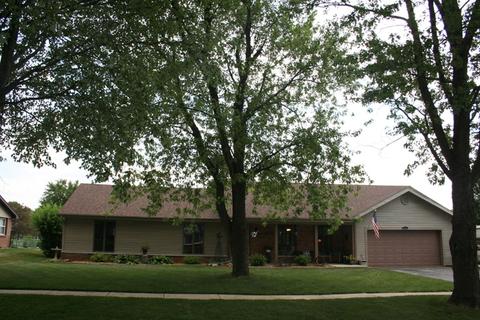 830 Maple Ln, Peotone, IL 60468 photo 1