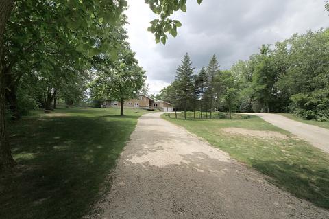 2105 Hideaway Ct, Morris, IL 60450 photo 32