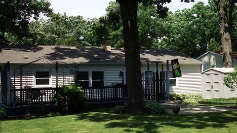 3 E Pine St, Streamwood, IL 60107 photo 2