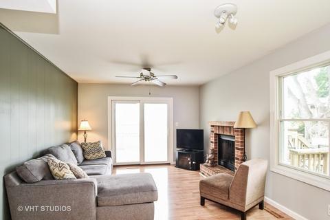 111 S Creekside Trl, Mchenry, IL 60050 photo 6
