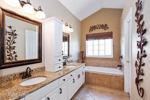 2263 Keating Dr, Aurora, IL 60503 photo 9