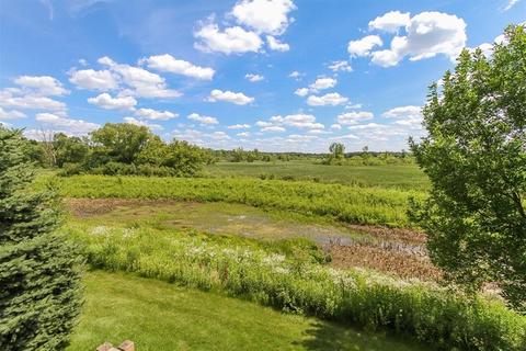 1089 Horizon Dr #D, Bartlett, IL 60103 photo 2