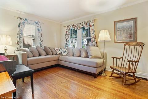 333 Harding Ave, Des Plaines, IL 60016 photo 3