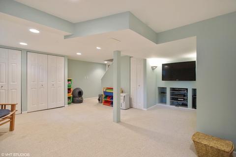 333 Harding Ave, Des Plaines, IL 60016 photo 13