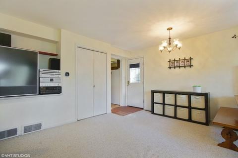 333 Harding Ave, Des Plaines, IL 60016 photo 11