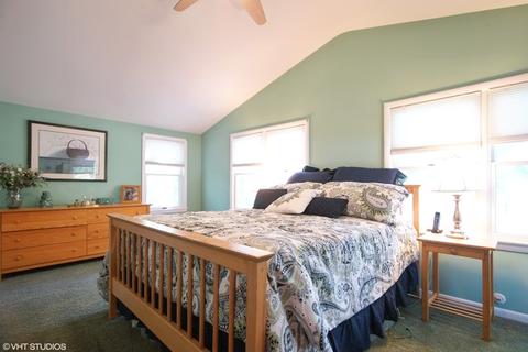 333 Harding Ave, Des Plaines, IL 60016 photo 17