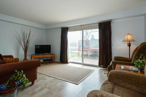 21 Crofton Rd, Oswego, IL 60543 photo 9