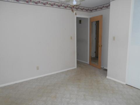 205 W Wall St, Morrison, IL 61270 photo 7