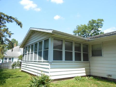205 W Wall St, Morrison, IL 61270 photo 13