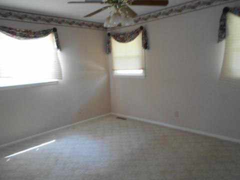 205 W Wall St, Morrison, IL 61270 photo 6