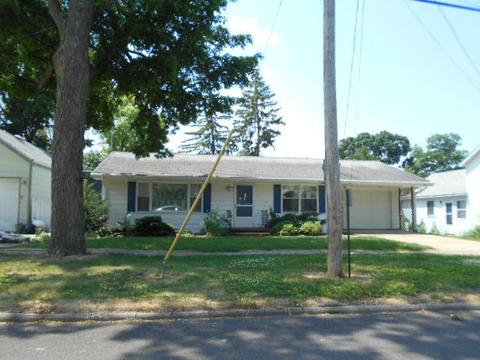 205 W Wall St, Morrison, IL 61270 photo 1