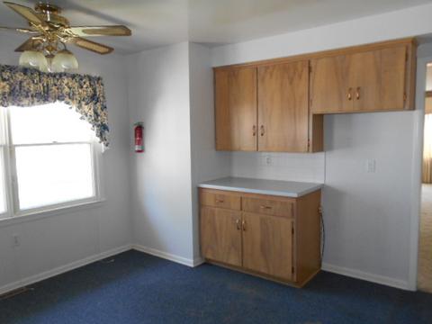 205 W Wall St, Morrison, IL 61270 photo 5
