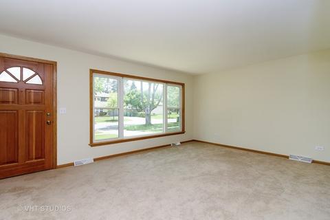 1440 Marcy Ln, Wheeling, IL 60090 photo 2