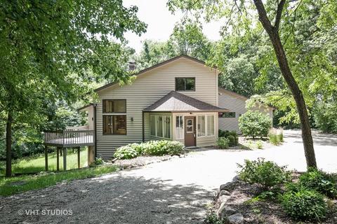 39 W169 Red Cloud Ln, Elgin, IL 60124 photo 1