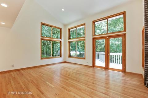 39 W169 Red Cloud Ln, Elgin, IL 60124 photo 3