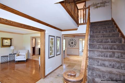 27 W301 Mack Rd, Wheaton, IL 60189 photo 4
