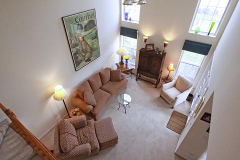 323 Cimarron Rd E Rd, Lombard, IL 60148 photo 4