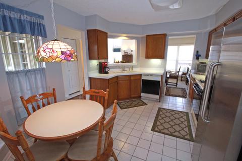 323 Cimarron Rd E Rd, Lombard, IL 60148 photo 9