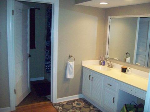315 S Main St, Walnut, IL 61376 photo 8