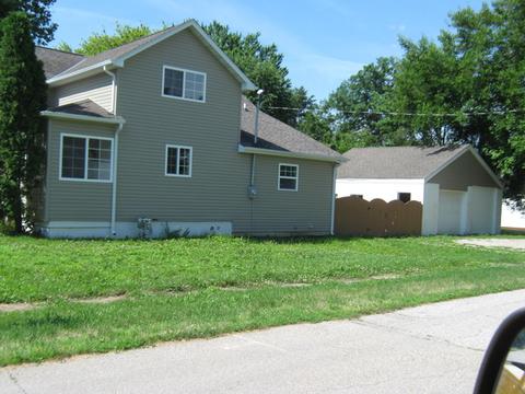 401 S Jackson St, Gardner, IL 60424 photo 2
