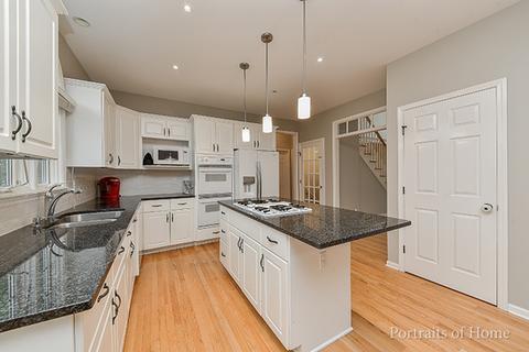 3636 White Eagle Dr, Naperville, IL 60564 photo 9