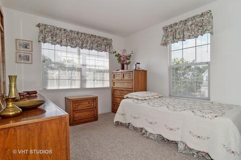 1290 Horseshoe Ct, Bartlett, IL 60103 photo 15
