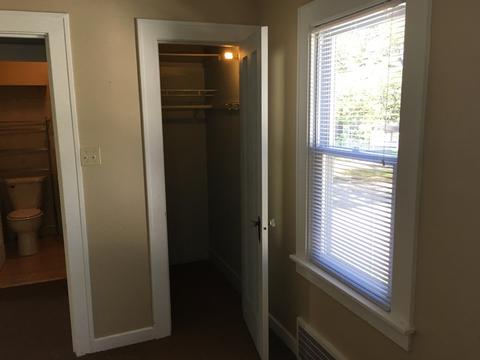 114 E 14th St, Lockport, IL 60441 photo 11