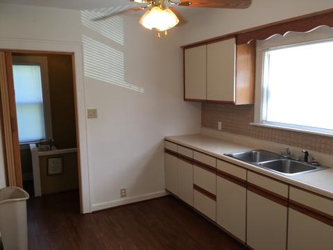 114 E 14th St, Lockport, IL 60441 photo 5