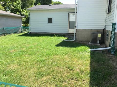114 E 14th St, Lockport, IL 60441 photo 2