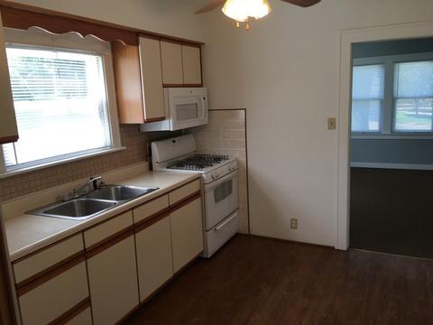114 E 14th St, Lockport, IL 60441 photo 6