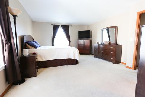 2754 Olympic Ct, Aurora, IL 60503 photo 12