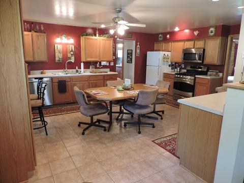 260 S 1st St, Kankakee, IL 60901 photo 6