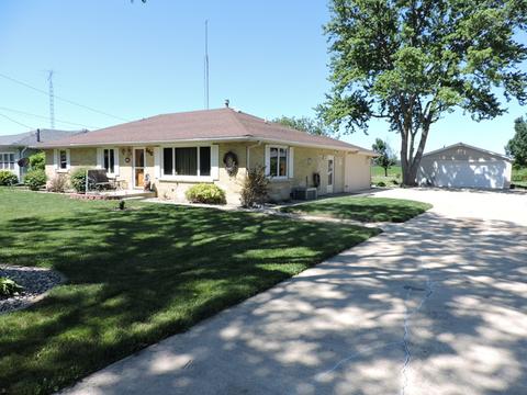 260 S 1st St, Kankakee, IL 60901 photo 2