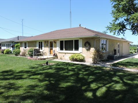 260 S 1st St, Kankakee, IL 60901 photo 1